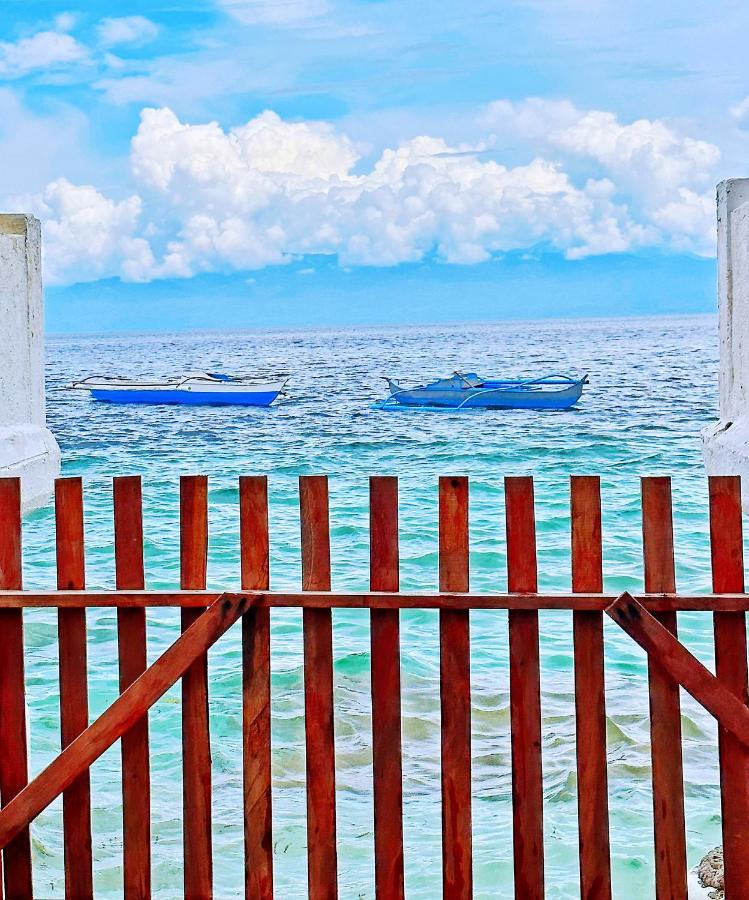 Moana Beach House Moalboal Dış mekan fotoğraf